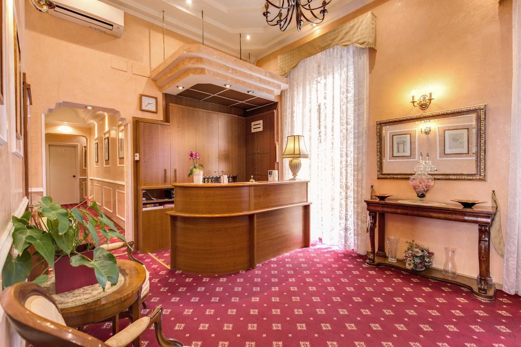 Hotel Martini Rome Exterior photo
